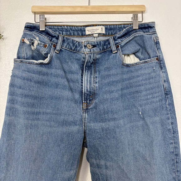 SOLD - Picture 3 of 8